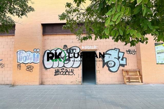 Local comercial en Alquiler en Playa de San Juan