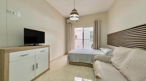 Foto 2 de Estudio en venta en  Hospital Civil, La Trinidad, Málaga Capital