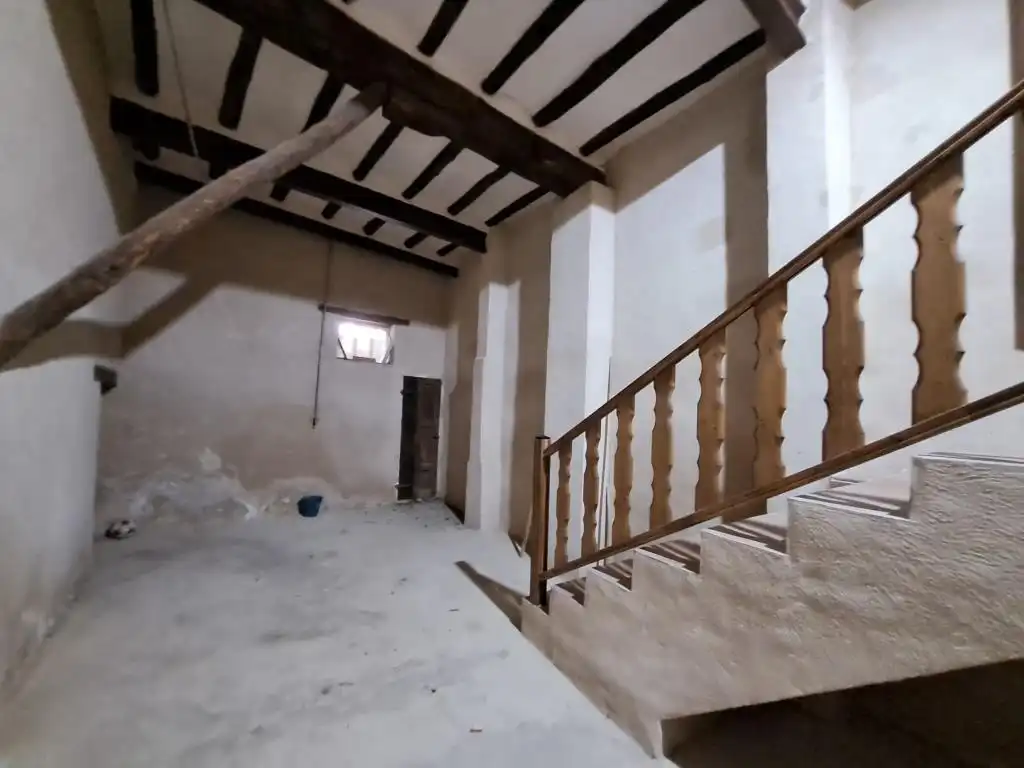 Casa adosada en venta en Valderrobres con Calefacción, Horno y Lavadora