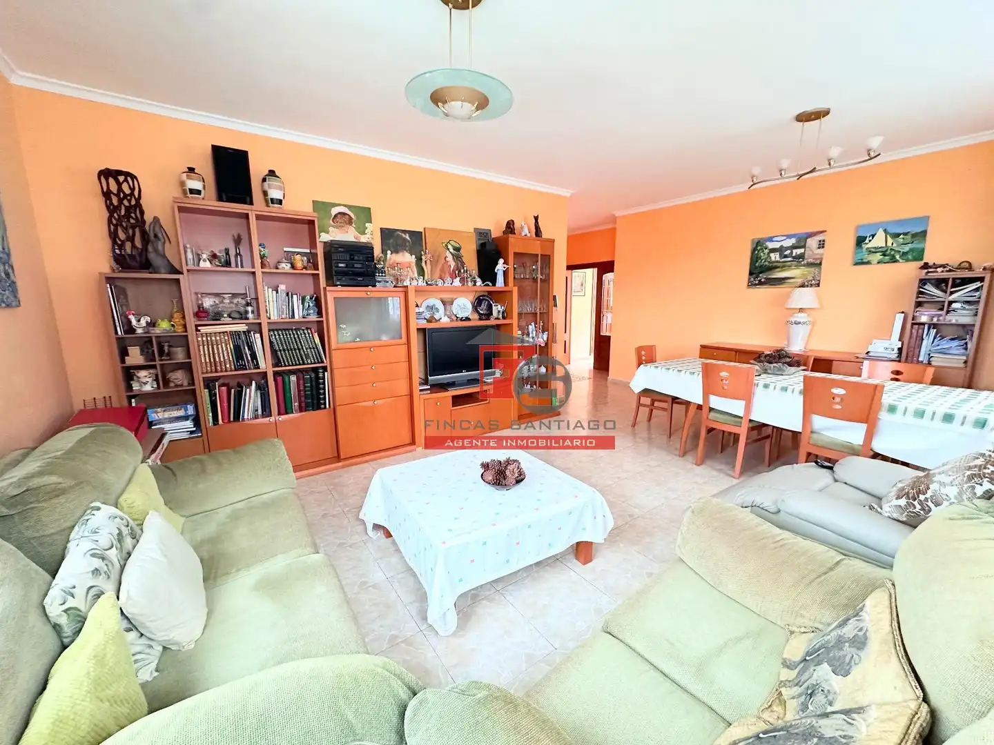 Sala d'estar de Casa o xalet en venda en Cullera amb Jardí privat, Terrassa i Traster