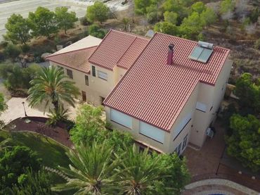 Maison rustique avec balcon à vendre à Calle los lorentes