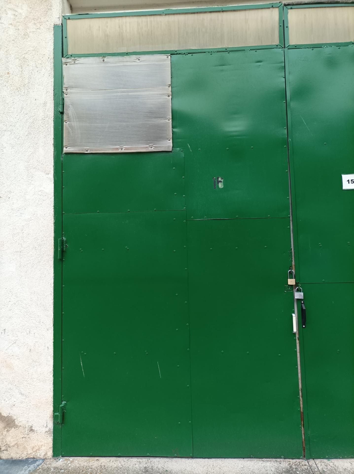 Exterior view of Box room to rent in Manresa