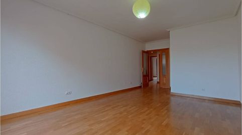 Foto 5 de Piso de alquiler en Plaza Doctor Emilio Giménez Heras, San Agustín - Parque Europa, Burgos Capital