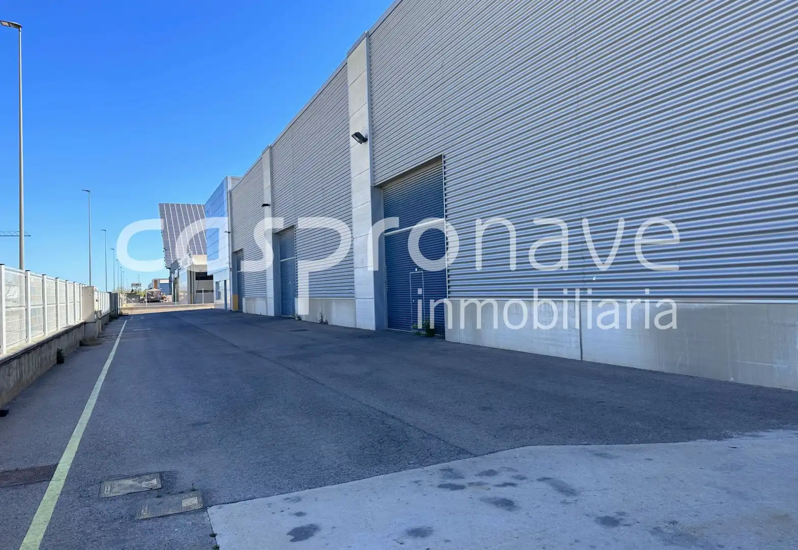 Nau industrial amb ascensor de lloguer a Plaça la Mesquita, imagen 5