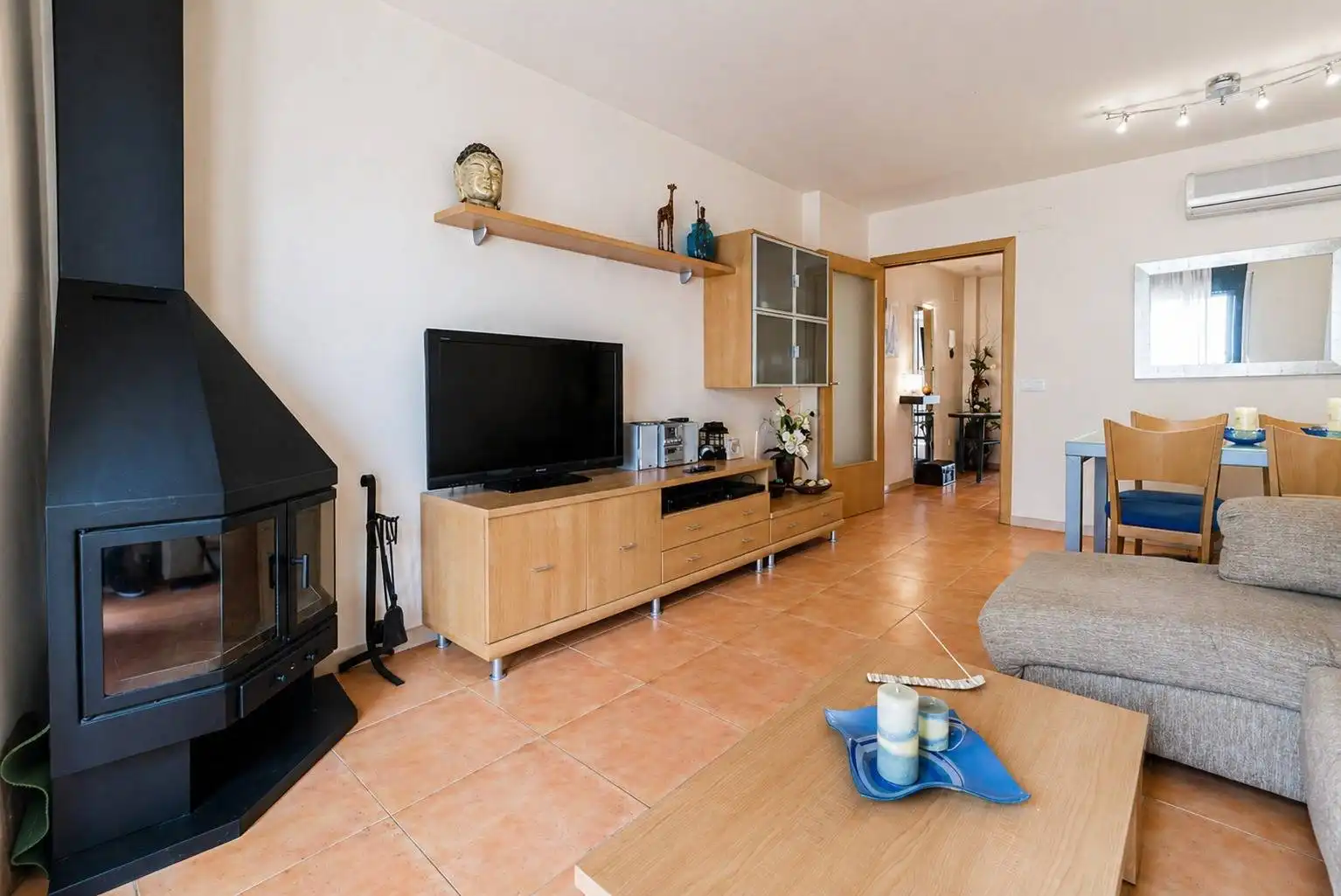 Sala d'estar de Casa o xalet en venda en Sant Pere Pescador amb Aire condicionat, Calefacció i Jardí privat