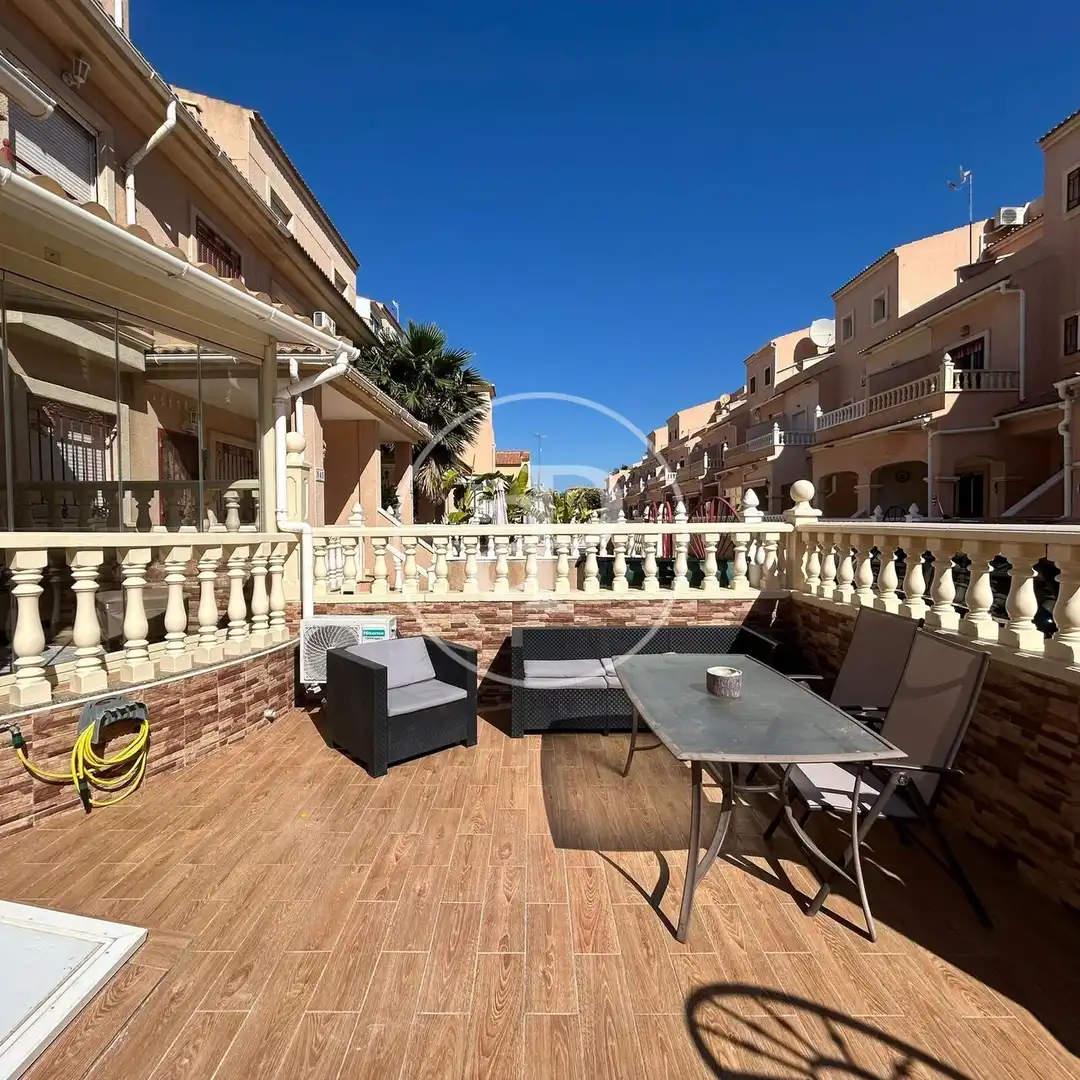 Terrassa de Casa adosada en venda en Orihuela amb Aire condicionat, Calefacció i Terrassa