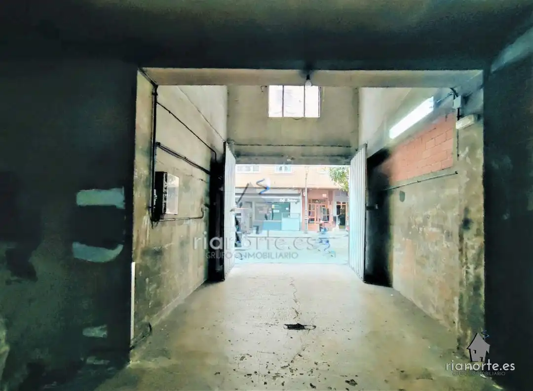 Local comercial en venta en Calle Manuel Llaneza, imagen 3