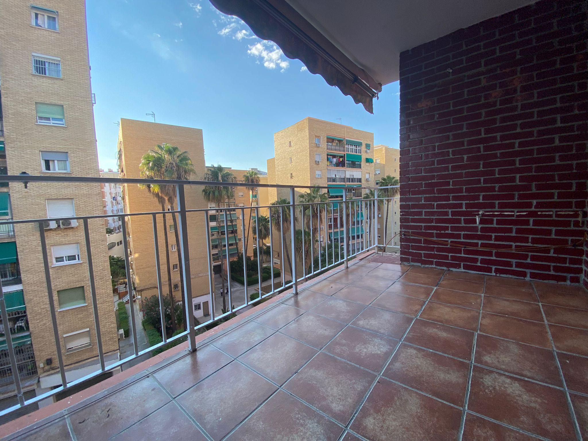 Vista exterior de Apartament en venda en Málaga Capital amb Calefacció i Traster