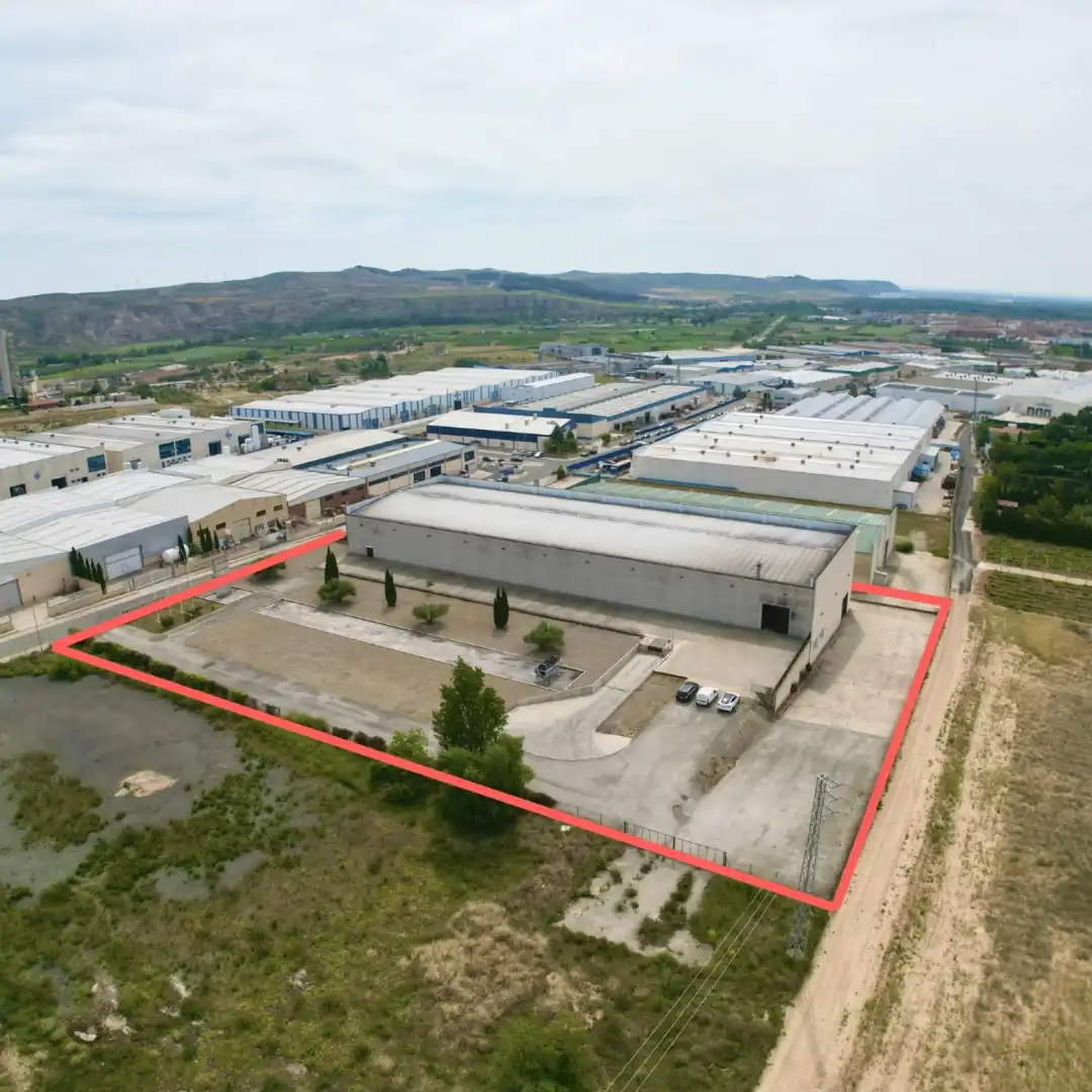 Vista exterior de Nave industrial en venta en San Adrián