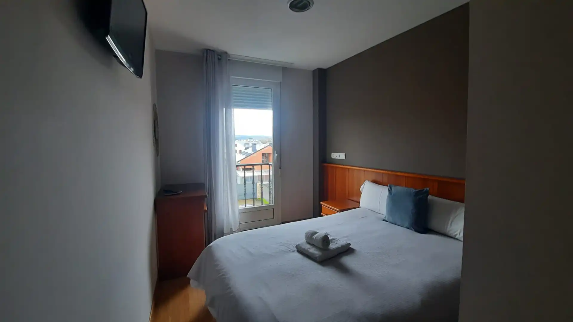 Schlafzimmer von Gebäude zum Verkauf in Cacabelos mit Alarm
