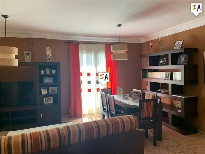 Sala de estar de Casa adosada en venta en Villanueva de la Concepción con Terraza, Trastero y Piscina