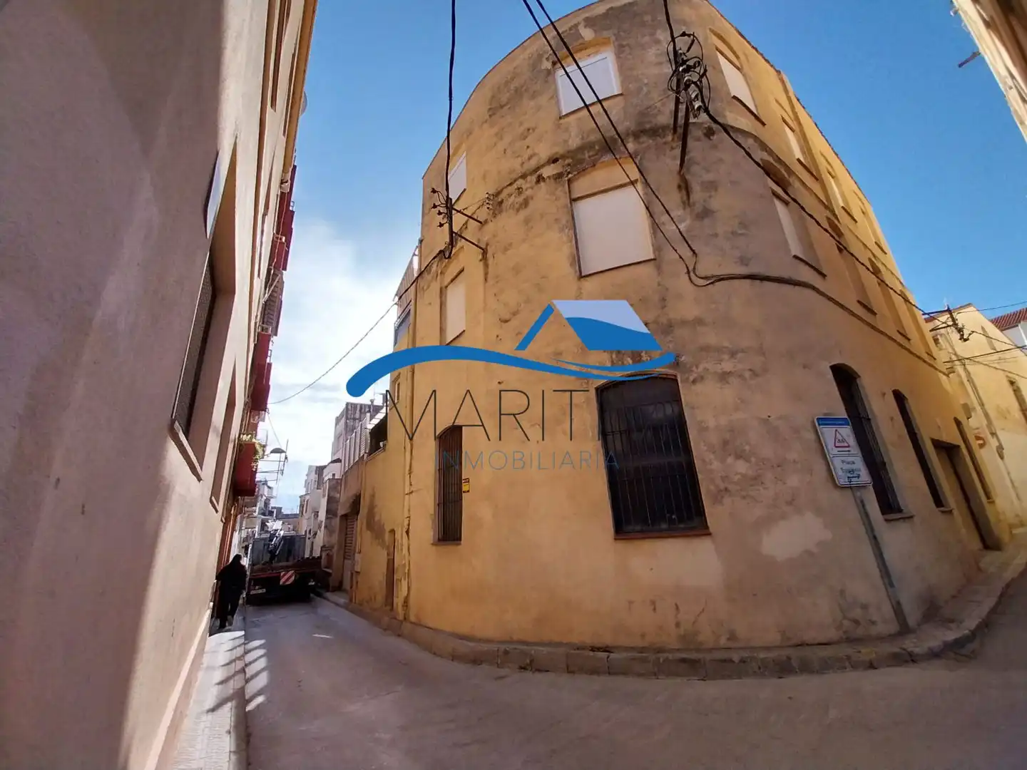 Vista exterior de Edificio en venta en Canet de Mar