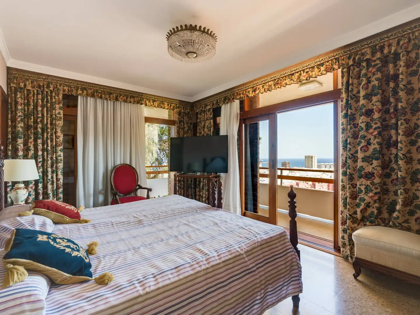 Chalet con terraza en venta en Calle CAPITAN ELISEO LOPEZ ORDU 13, imagen 44