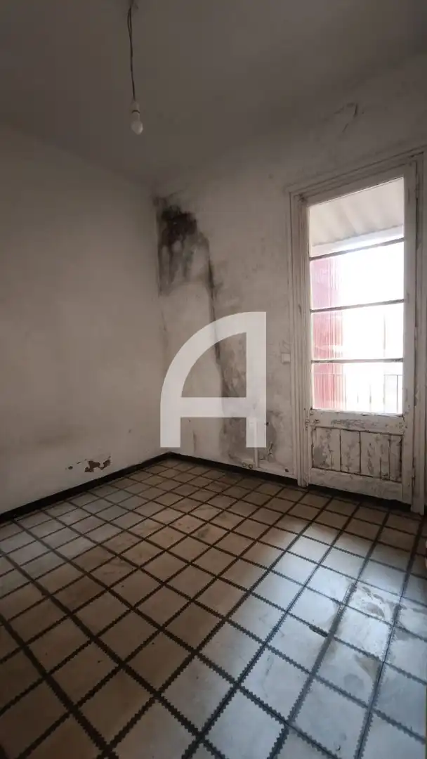 Flat with terrace for sale in Maragall, imagen 5