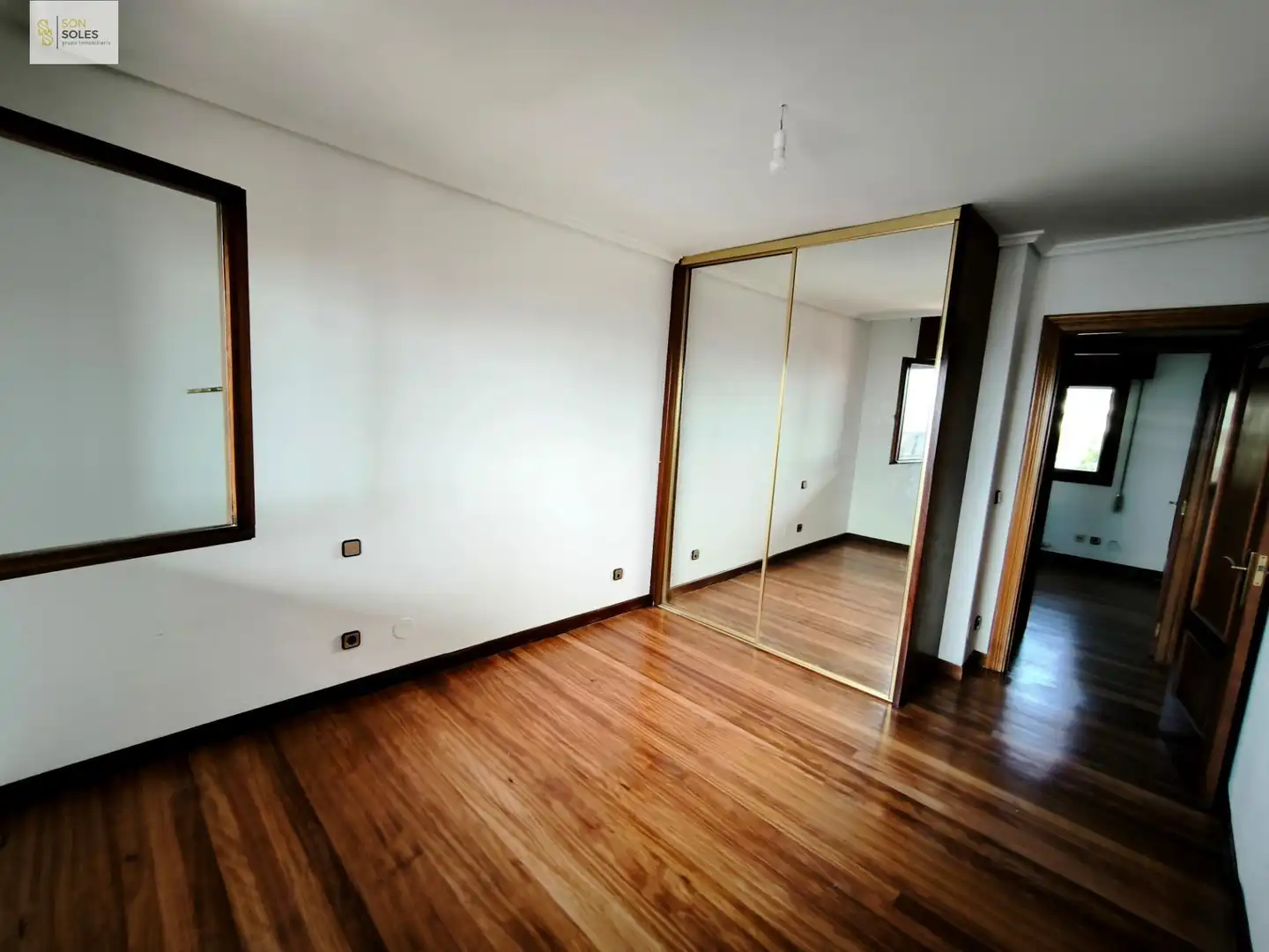 Bedroom of Flat for rent in Santander  with Heating, Parquet flooring and Terrace