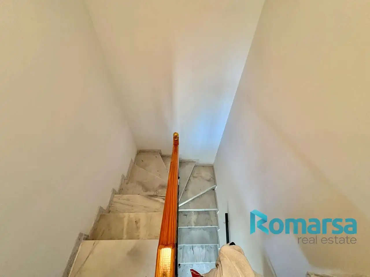 Casa adosada en venta en Ávila con Calefacción, Terraza y Trastero
