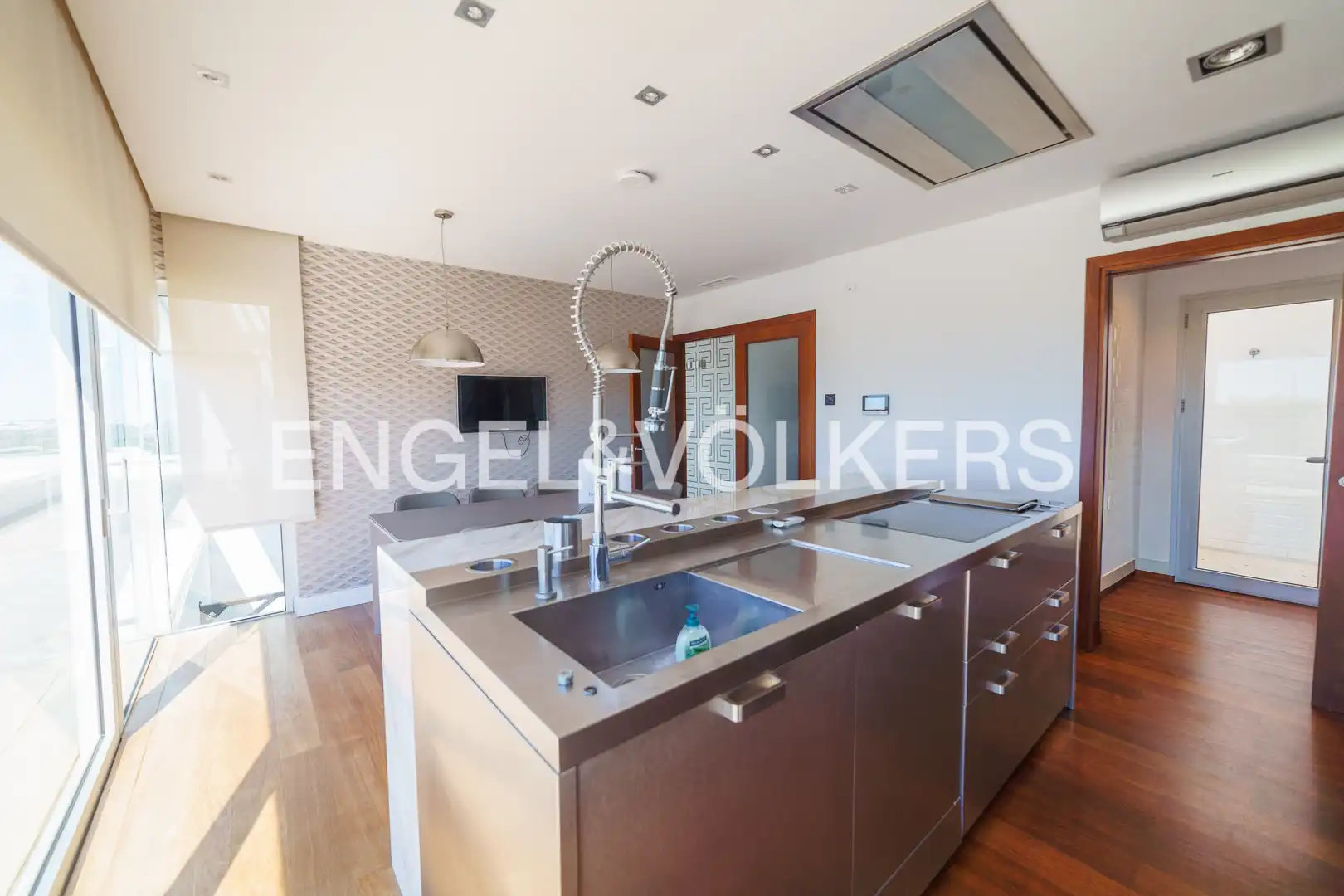Kitchen of Houses for sale in Jerez de la Frontera  with Air Conditioner, Heating and Private garden