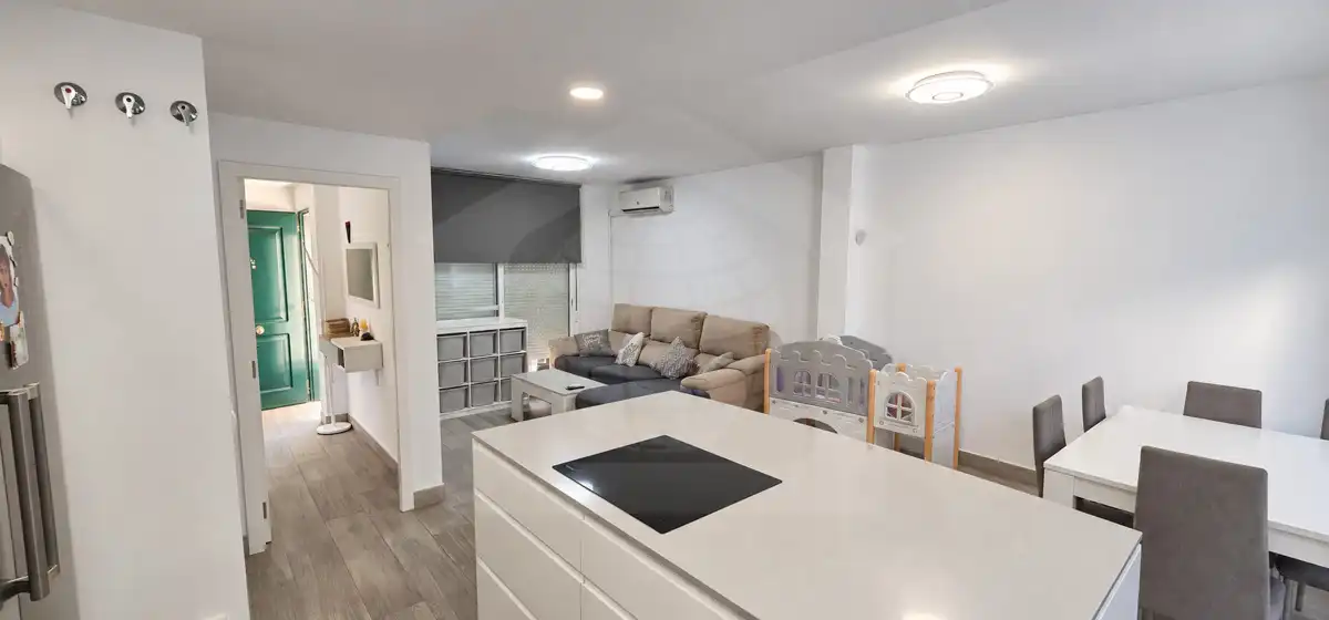 Adosado en venta en Calle Poeta Alfonso Canales 38, imagen 3