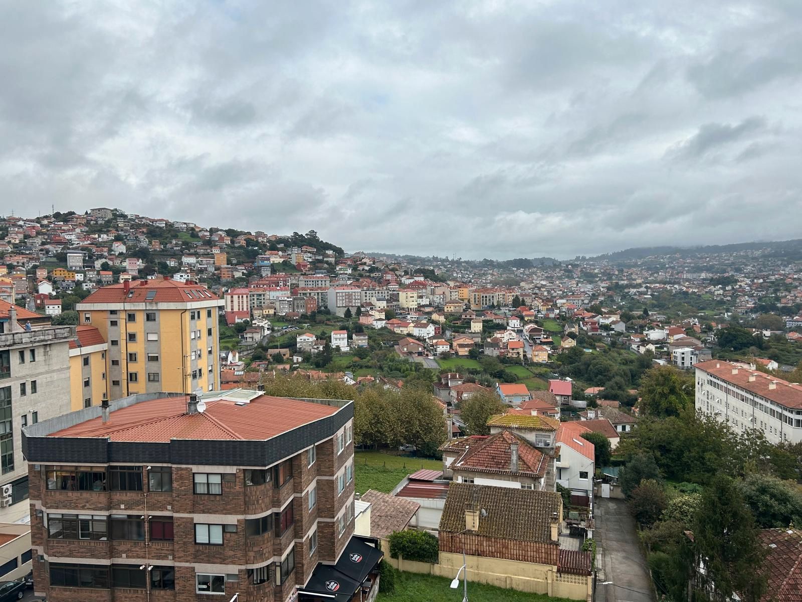Vista exterior de Piso de alquiler en Vigo  con Calefacción, Parquet y Terraza