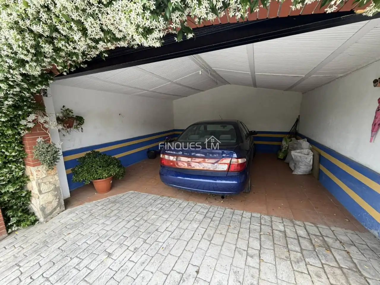 Aparcament de Casa o xalet en venda en Maçanet de la Selva amb Calefacció, Jardí privat i Terrassa