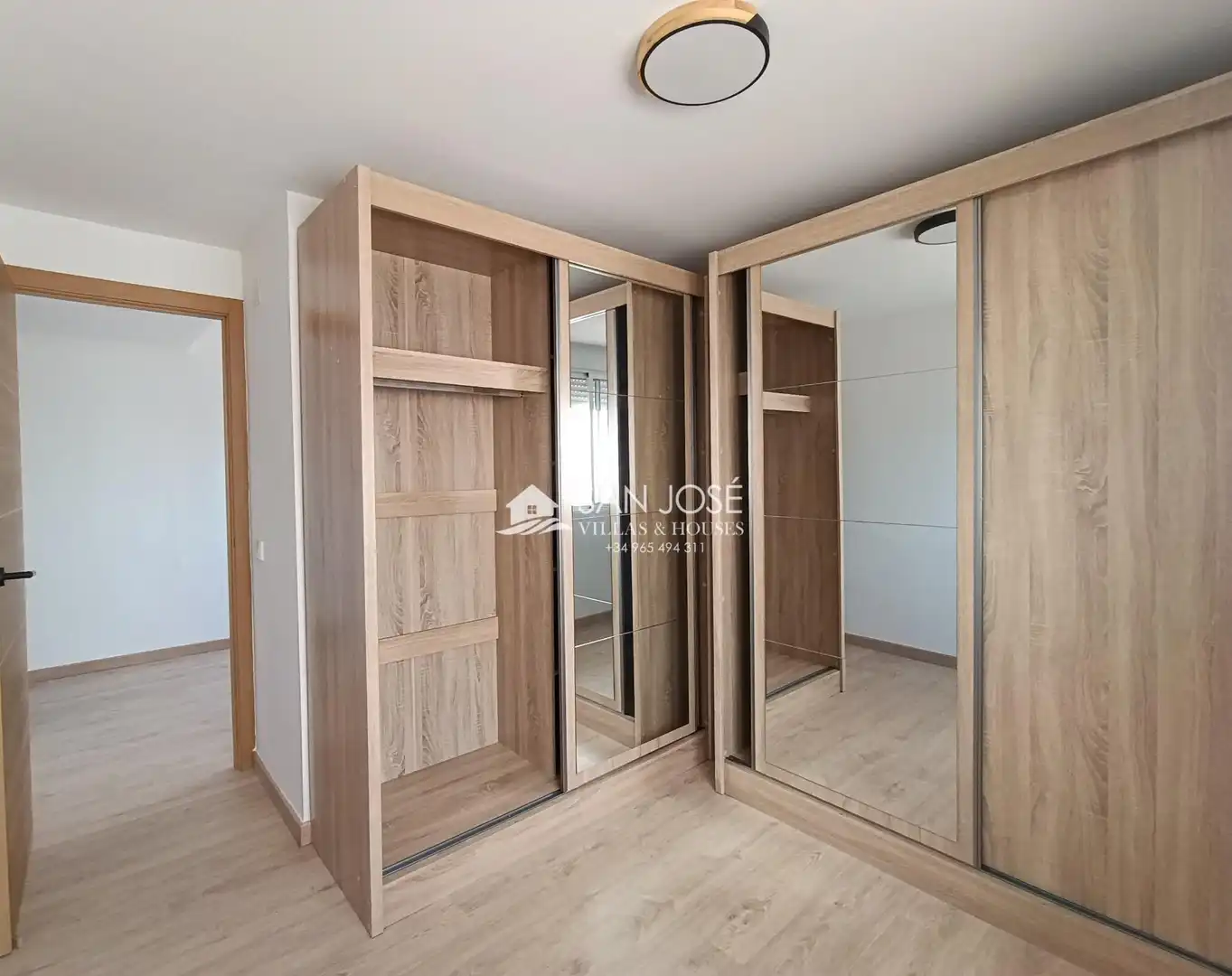 Habitación de Piso en venta en Monóvar  / Monòver con Amueblado y Balcón