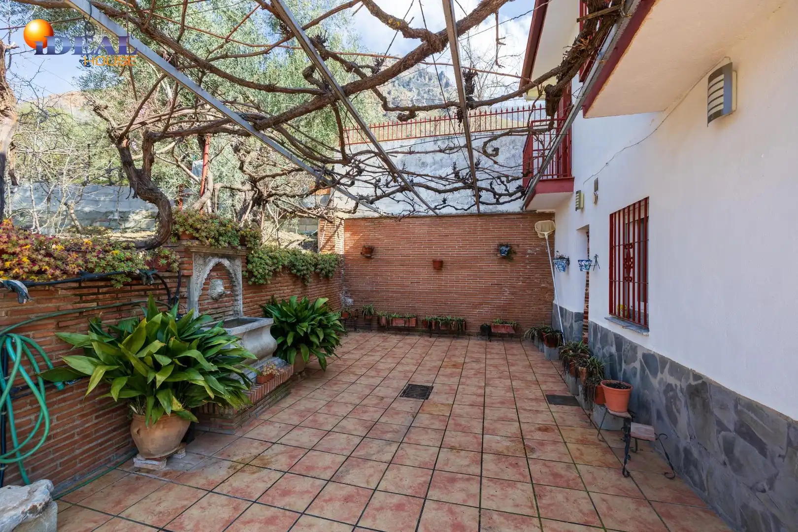 Jardín de Casa o chalet en venta en Güéjar Sierra con Jardín privado, Trastero y Piscina