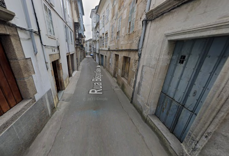 Vista exterior de Edifici en venda en Mondoñedo