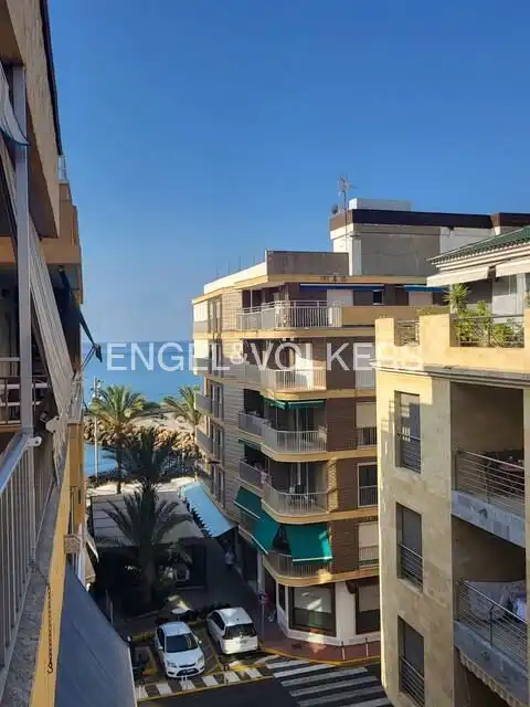 Außenansicht von Wohnung zur Miete in Torrevieja mit Heizung