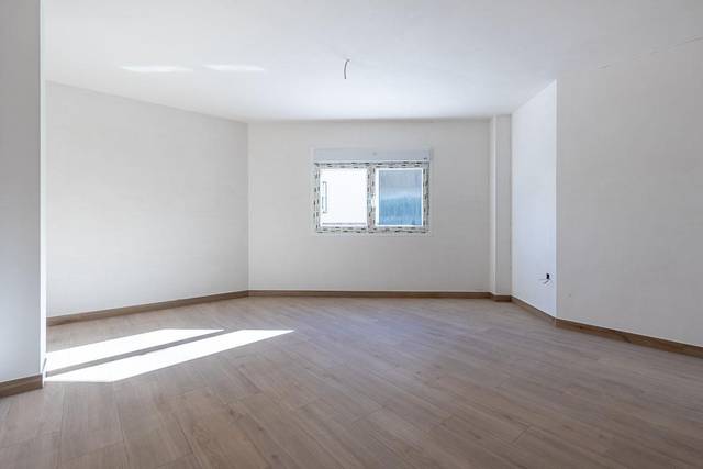 Piso en Venta en Zagra