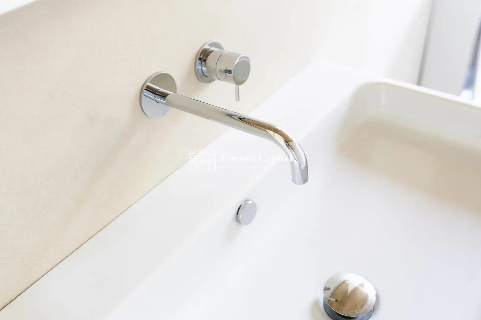 Bathroom of Flat for sale in Barcelona  with Air Conditioner, Heating and Private garden