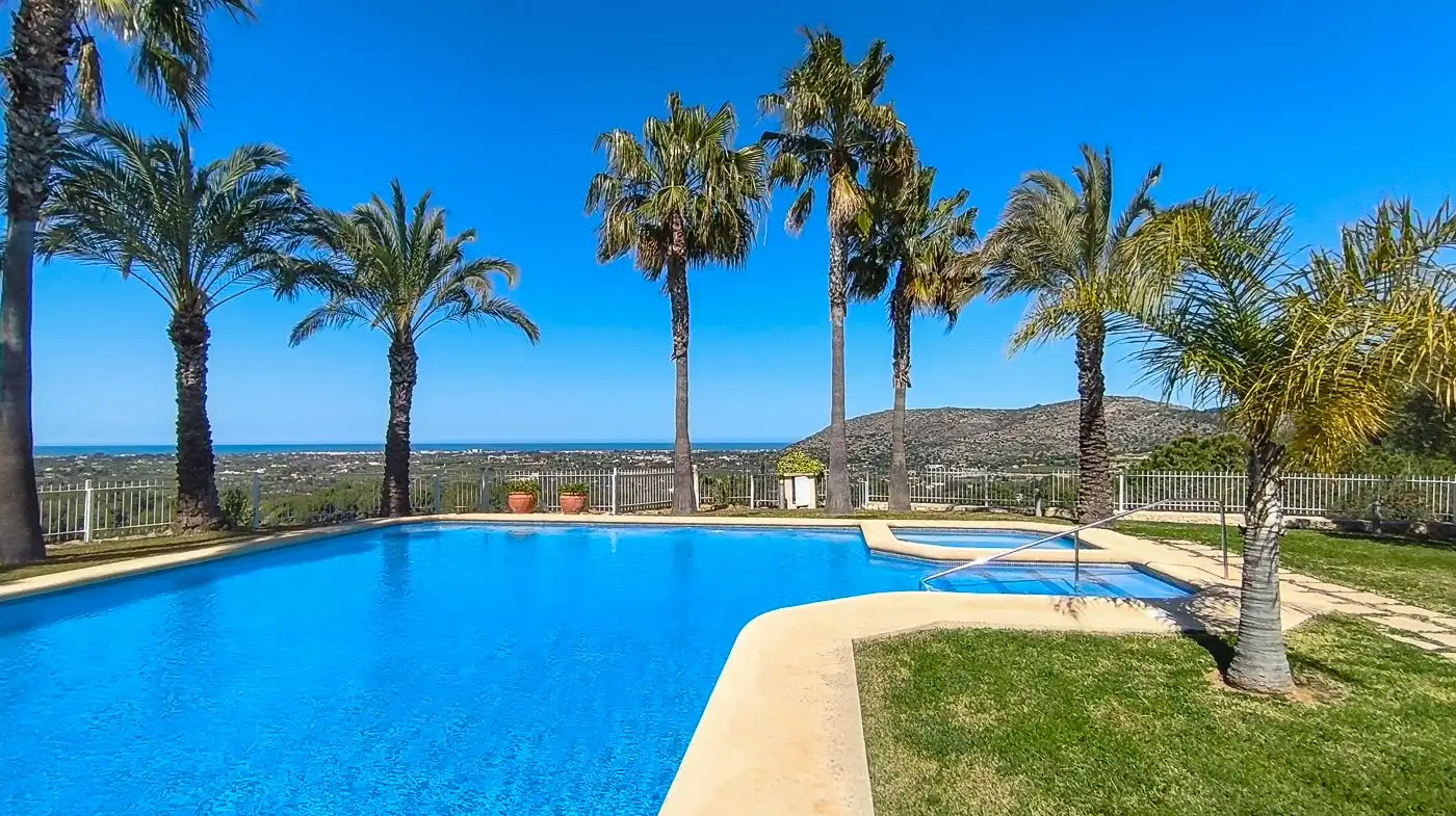 Swimming pool of Apartments for sale in Pedreguer  with Air Conditioner, Heating and Private garden