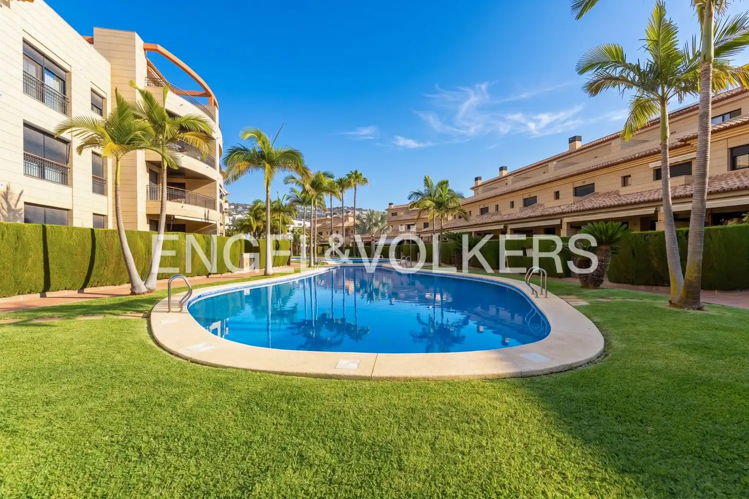 Vista exterior de Piso de alquiler en Jávea / Xàbia con Aire acondicionado, Calefacción y Jardín privado