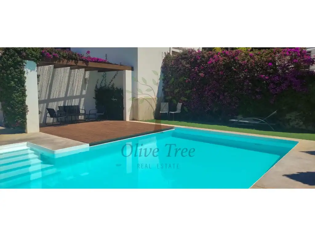 Swimming pool of Detached homes for rent in Santa Eulària des Riu