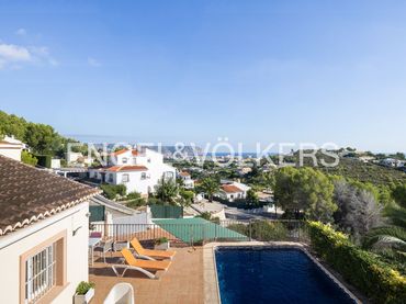 Casa con balcone in vendita a Cap Martí - El Tossalet - Pinomar
