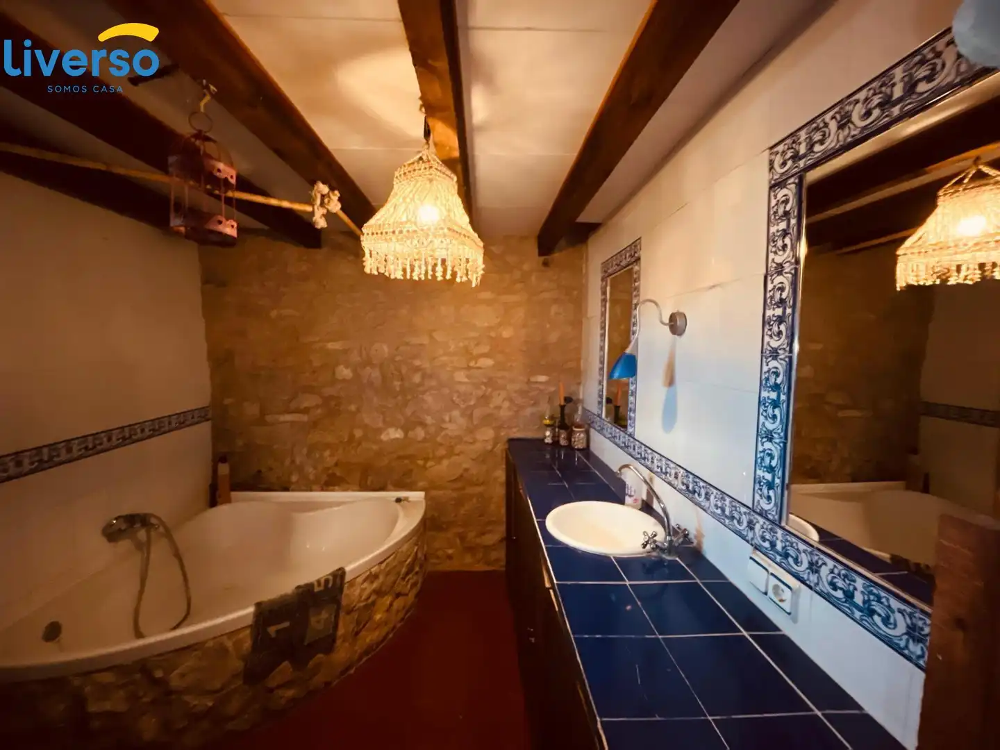 Bathroom of Houses for sale in Revillarruz  with Heating, Terrace and Furnished