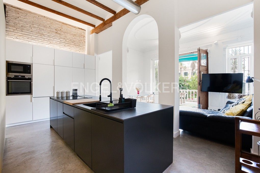 Kitchen of Single-family semi-detached to rent in  Valencia Capital  with Air Conditioner, Heating and Private garden