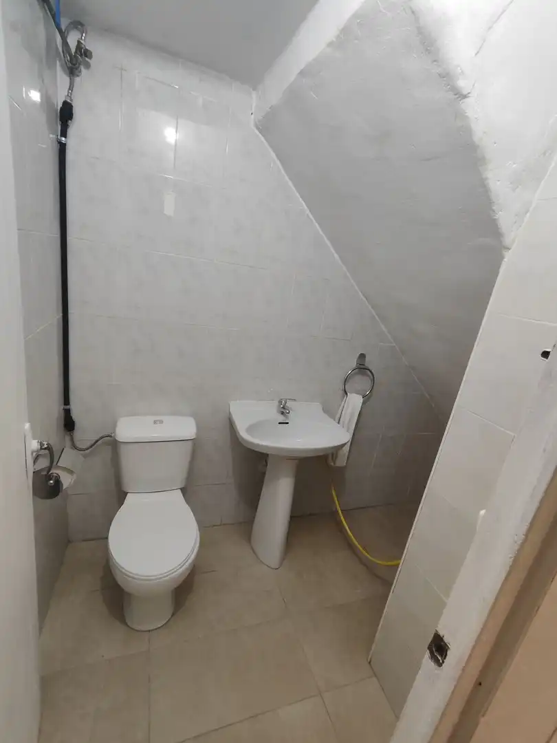 Bany de Local en venda en Esparreguera