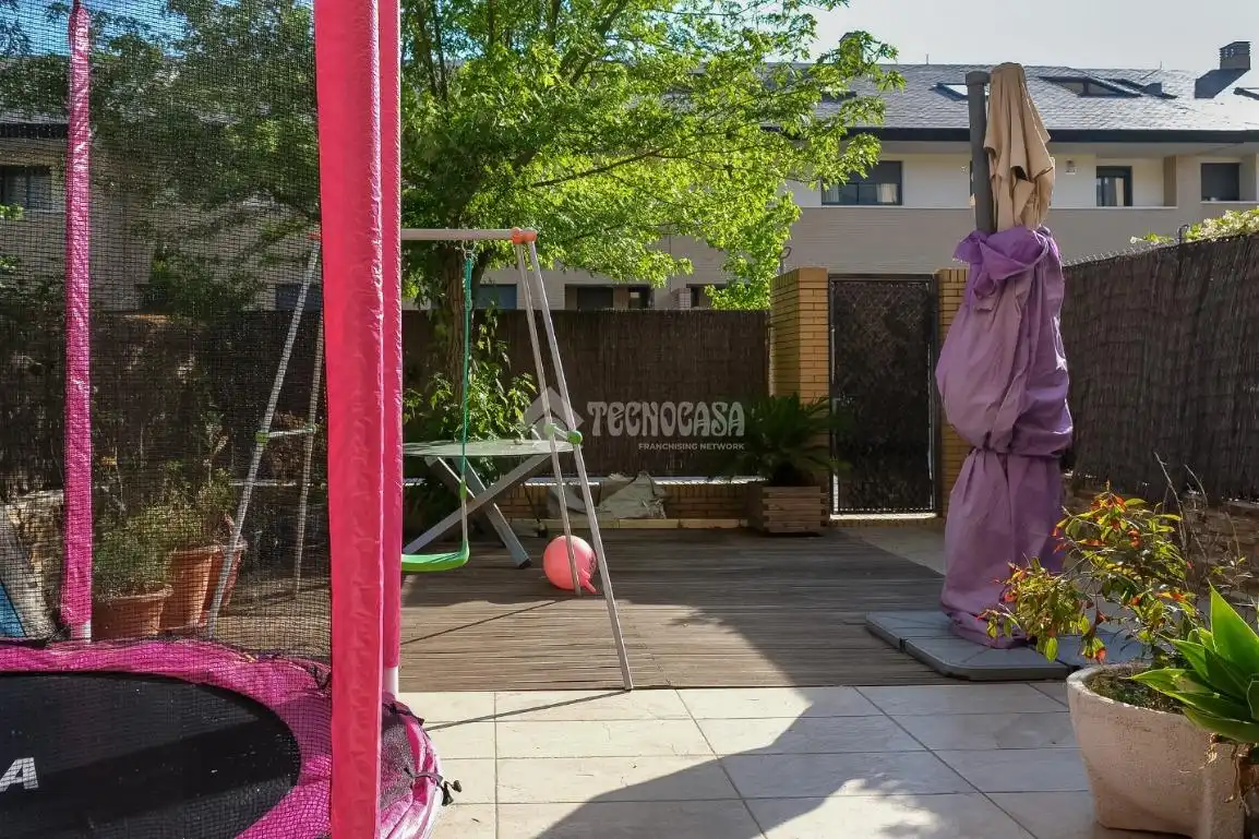 Doppelhaushälfte mit Terrasse zum Verkauf in Urbanización Mediterráneo, imagen 35