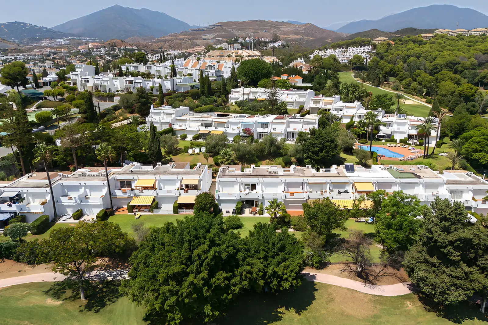 Reihenhaus mit Pool zum Verkauf in Nueva Andalucía, imagen 27