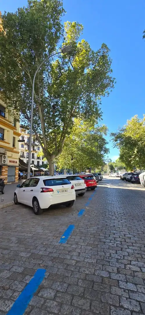 Exterior view of Flat for sale in Sevilla  with Air Conditioner, Terrace and Storage room