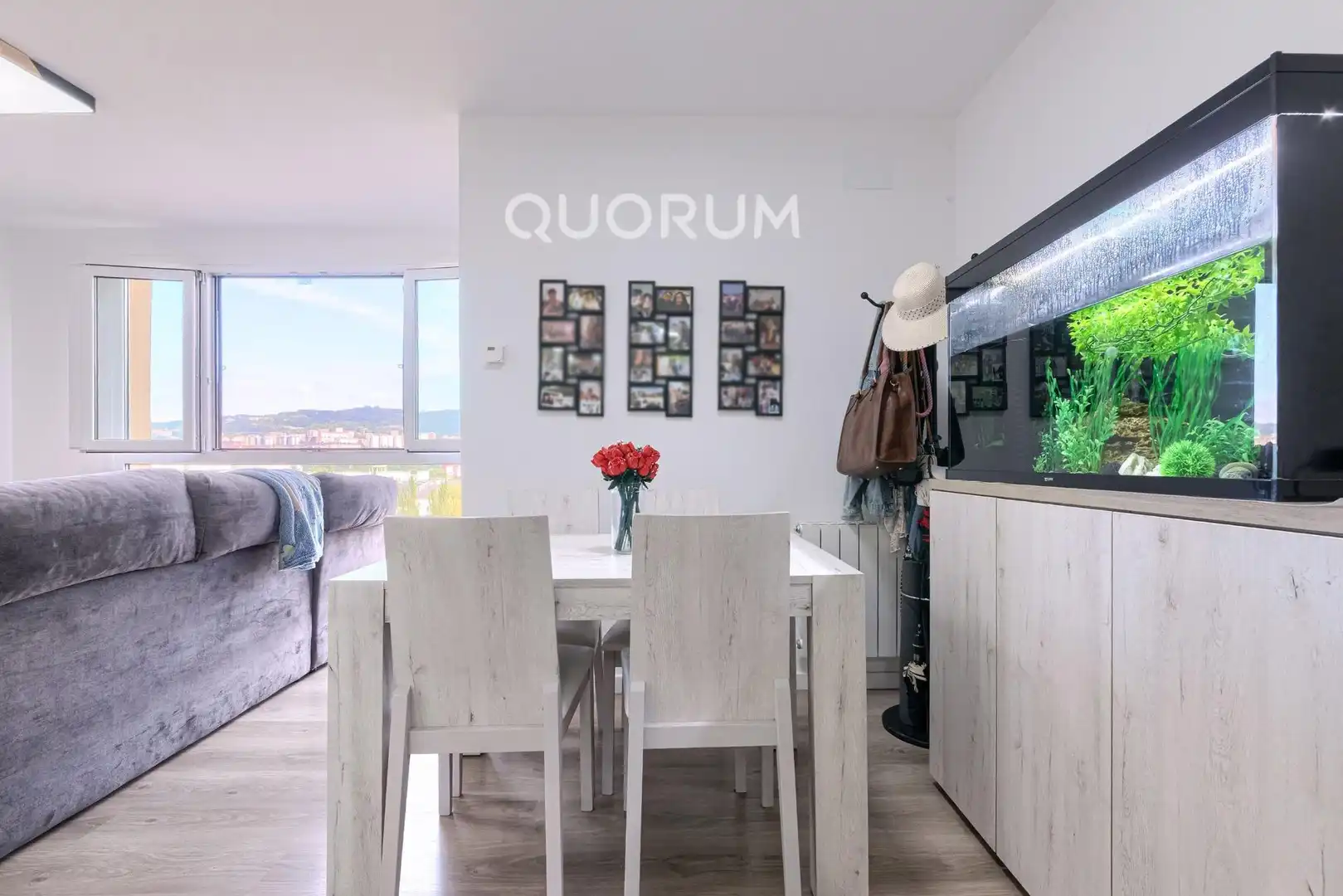 Sala de estar de Piso en venta en Basauri  con Calefacción y Amueblado