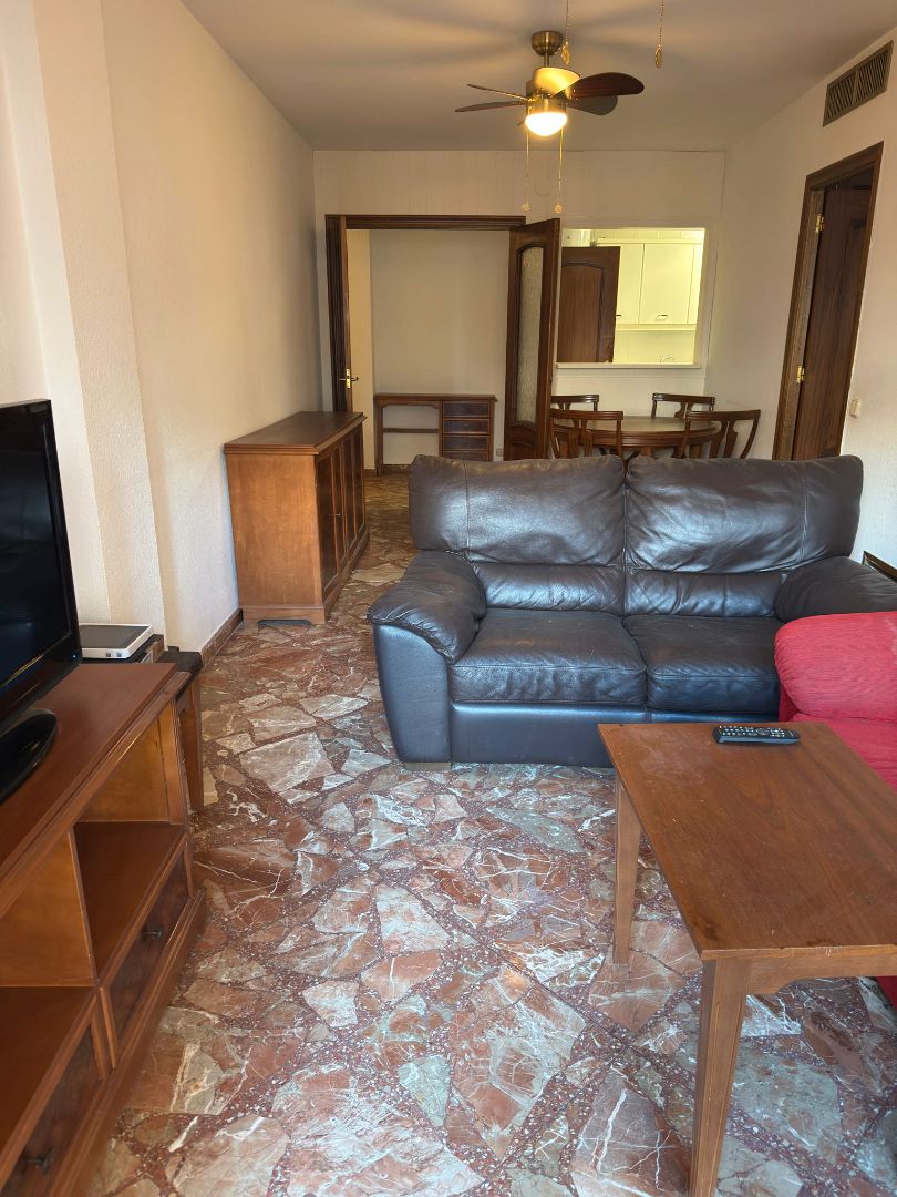 Apartment for rent in Camino de Ronda, Rosaleda - Juventud