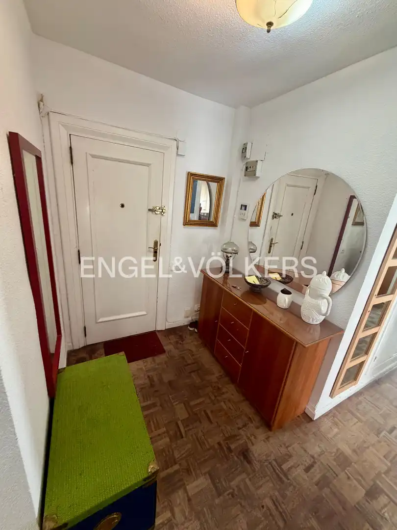 Piso de alquiler en Valencia con Calefacción, Parquet y Amueblado