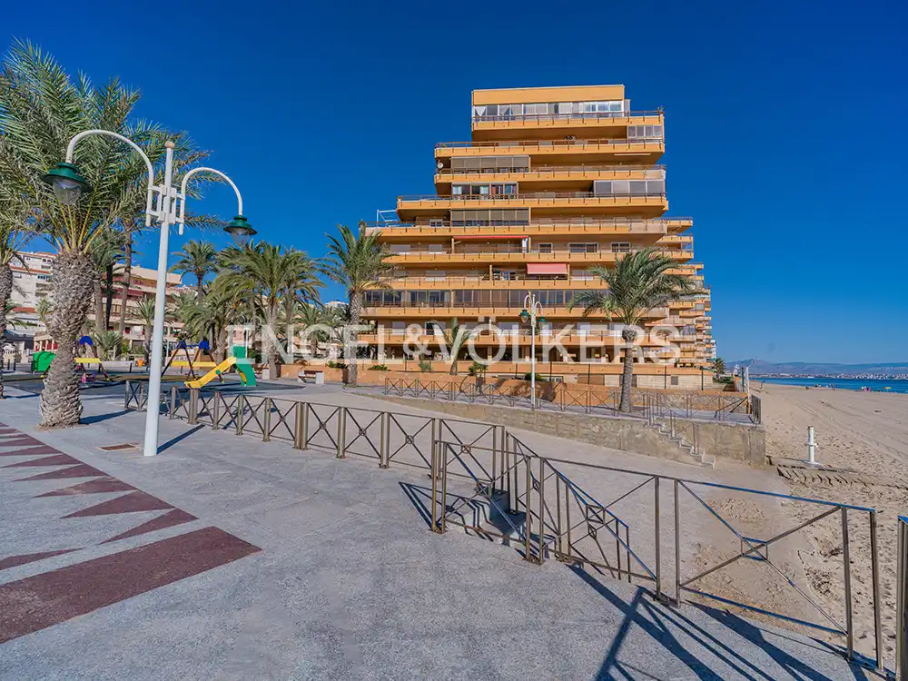 Flat with lift for sale in Avenida San Bartolome Tir 53, imagen 24
