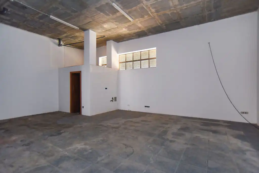Local comercial en venda a FRANCESC CAMBÓ, imagen 12