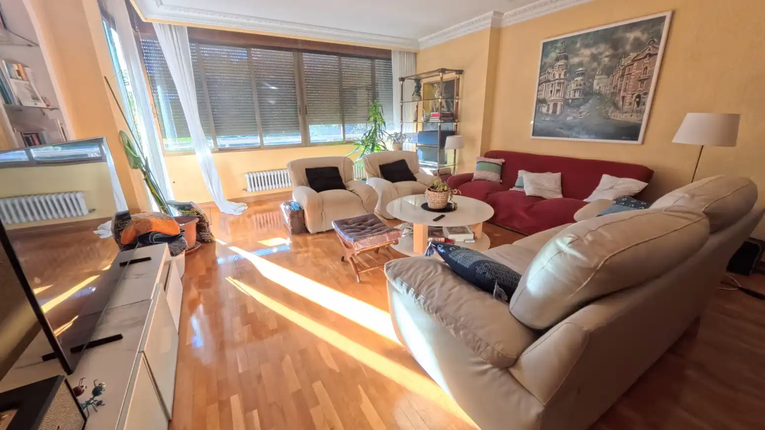 Sala d'estar de Pis en venda en  Logroño amb Calefacció, Parquet i Terrassa