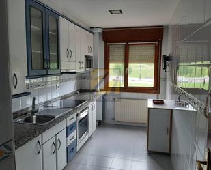 Cuina de Pis en venda en Oviedo  amb Calefacció i Parquet