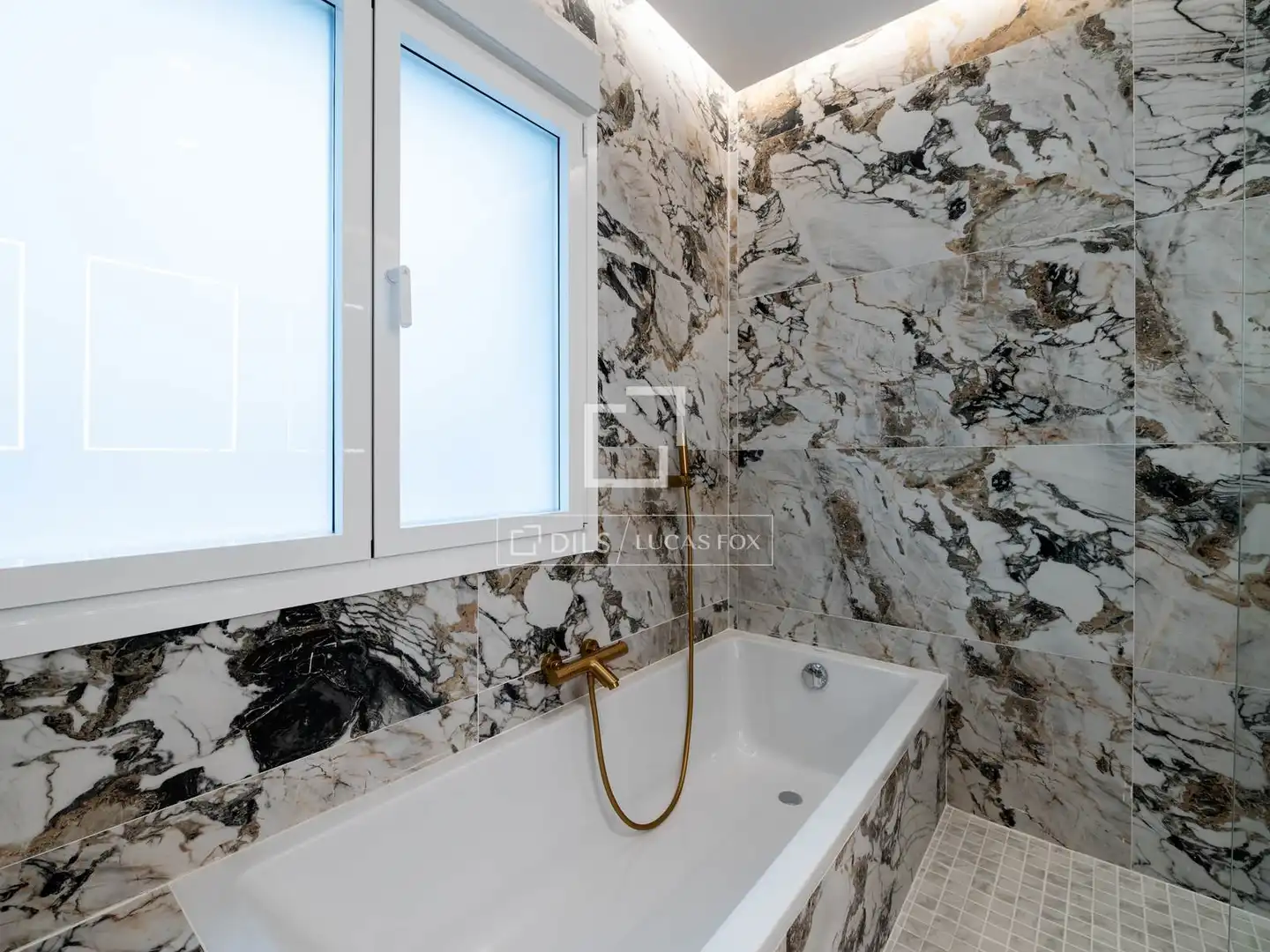 Baño de Piso en venta en Madrid con Aire acondicionado, Calefacción y Parquet