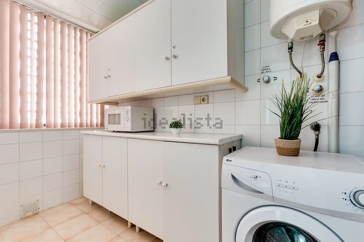 Cocina de Casa o chalet de alquiler en Pilar de la Horadada con Aire acondicionado, Calefacción y Jardín privado