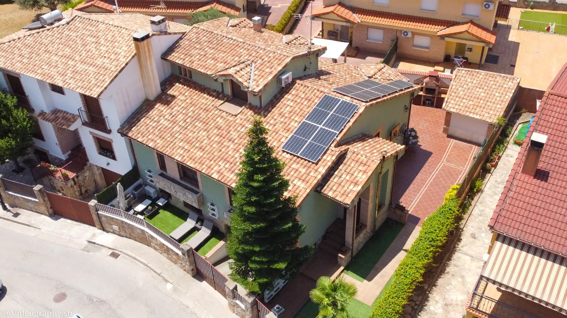 Vista exterior de Casa adosada en venta en San Martín de Valdeiglesias con Aire acondicionado, Calefacción y Jardín privado